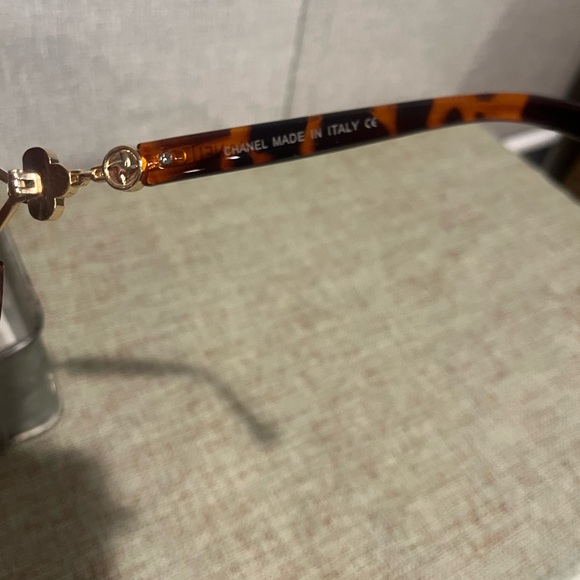 Authentic Chanel glasses large beautiful brown women